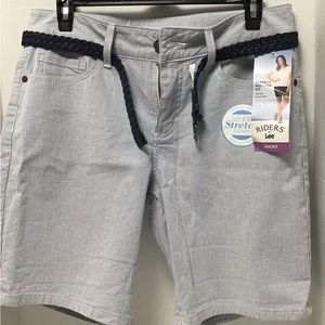 Lee Riders shorts size 8.